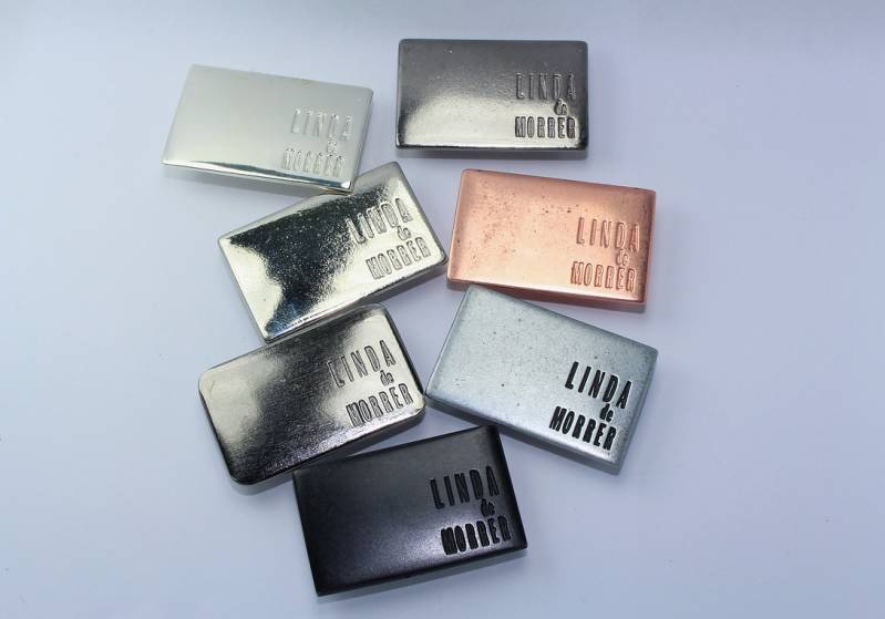 Acessório e Placa em Metal para Bolsas Preço Biritiba Mirim - Acessórios em Metal para Confecção