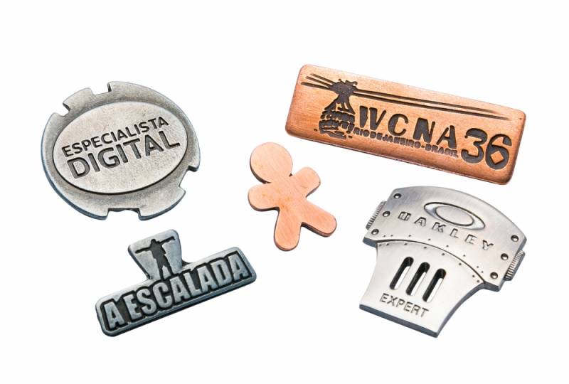 Pins Personalizados Preço Vinhedo - Pins em Metal